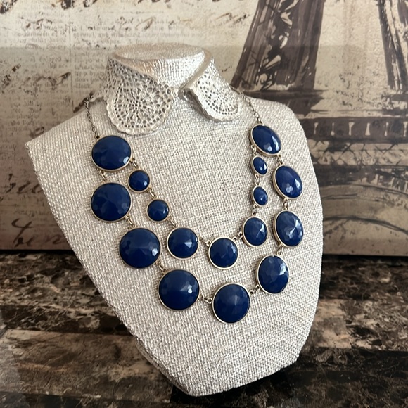 Elegant Blue Statement Necklace EUC - Picture 6 of 9